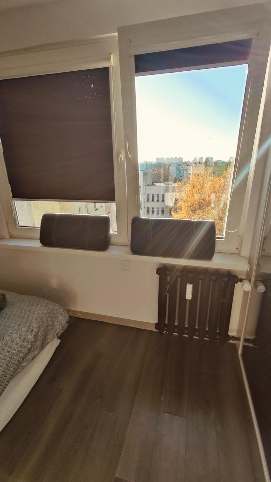 Komfort W Ciemnych Barwach Apartment