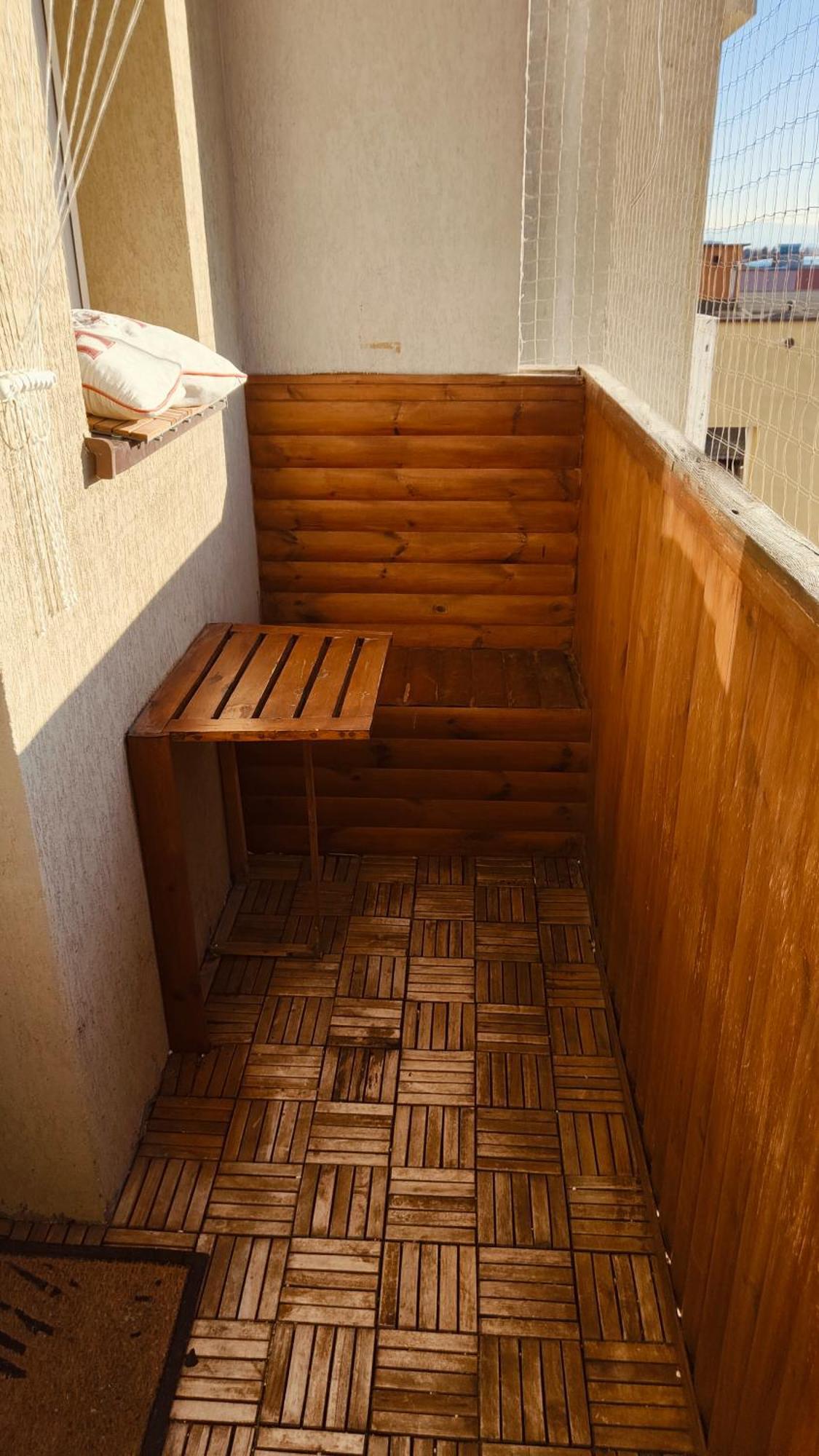 Komfort W Ciemnych Barwach Apartment Krosno